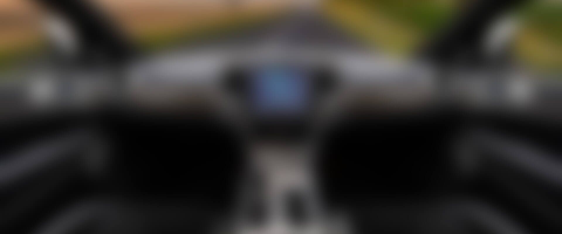 Vordere Sitzreihe einer Limousine